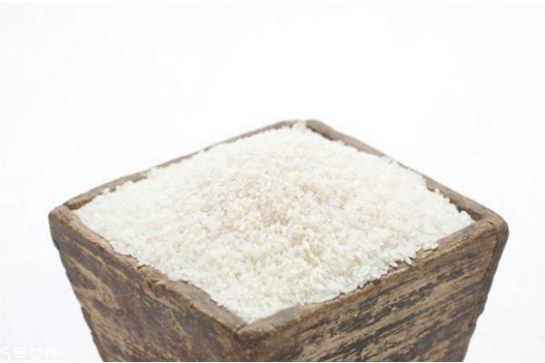 淘米水洗脸可以祛斑吗 每天用淘米水洗脸好处多多 淘米水洗脸可以祛斑吗 每天用淘米水洗脸好处多多