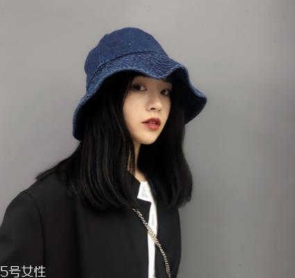 渔夫帽什么颜色好看 晋升街拍潮人 渔夫帽什么颜色好看 晋升街拍潮人