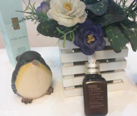 雅诗兰黛适合痘痘肌吗? 雅诗兰黛适合痘痘肌吗?