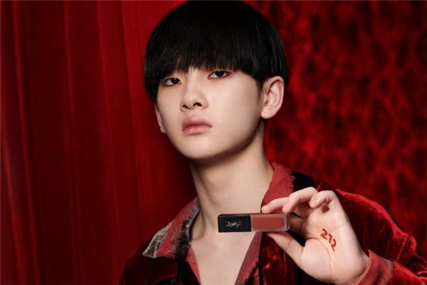 ysl212唇釉多少钱 ysl212是什么颜色 ysl212唇釉多少钱 ysl212是什么颜色