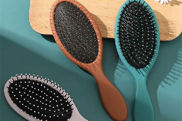 气垫梳的功效和作用 气垫梳可以按摩头皮吗 气垫梳的功效和作用 气垫梳可以按摩头皮吗