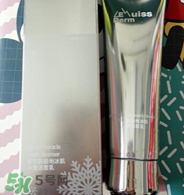 睿致肌洗面奶使用心得 睿致肌洗面奶使用心得