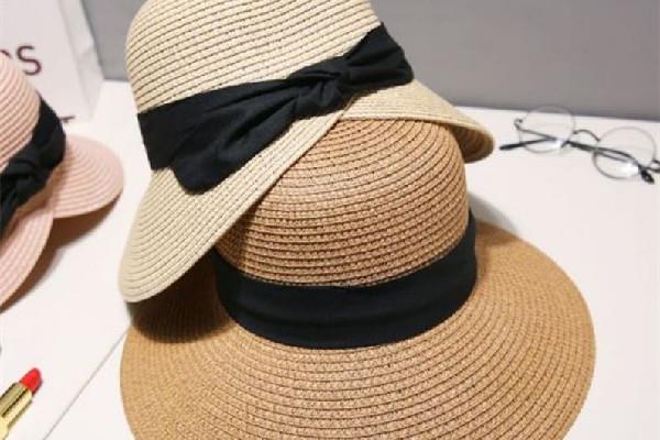 防晒帽有黑胶和无黑胶哪个好 防晒帽有无黑胶差别很大吗 防晒帽有黑胶和无黑胶哪个好 防晒帽有无黑胶差别很大吗