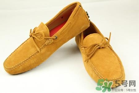 冬天穿豆豆鞋要穿袜子吗?冬天豆豆鞋穿什么袜子? 冬天穿豆豆鞋要穿袜子吗?冬天豆豆鞋穿什么袜子?