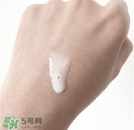 cpb新版美白精华好用吗?cpb美白精华新旧区别 cpb新版美白精华好用吗?cpb美白精华新旧区别