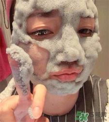 小黑猪泡泡面膜多少钱?小黑猪碳酸泡泡面膜韩国价格 小黑猪泡泡面膜多少钱?小黑猪碳酸泡泡面膜韩国价格