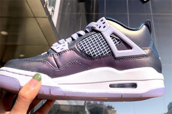 aj4变色龙怎么变色 爆款人气配色 aj4变色龙怎么变色 爆款人气配色