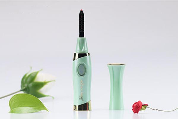 烫睫毛器能每天用吗 烫睫毛器每天用有伤害吗 烫睫毛器能每天用吗 烫睫毛器每天用有伤害吗