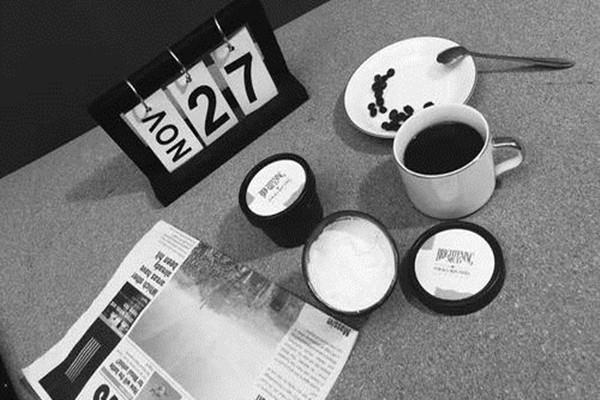 滋活童颜皮膜膏的功效 滋活童颜皮膜膏涂多久 滋活童颜皮膜膏的功效 滋活童颜皮膜膏涂多久