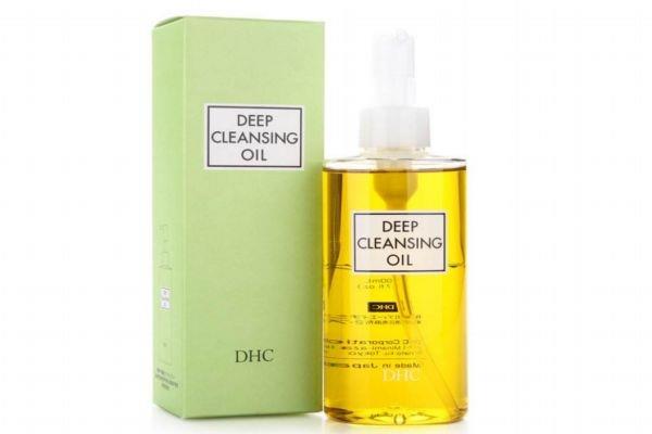 用卸妆油之前需要先洗脸吗 卸妆油可以直接洗脸吗 用卸妆油之前需要先洗脸吗 卸妆油可以直接洗脸吗