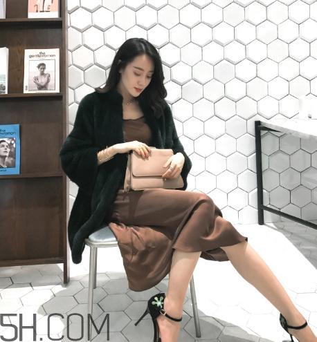 水貂绒毛衣会起球吗?水貂绒起球怎么办? 水貂绒毛衣会起球吗?水貂绒起球怎么办?