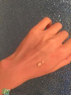 cpb无龄光采润色防晒隔离霜适合什么肤色? cpb无龄光采润色防晒隔离霜适合什么肤色?