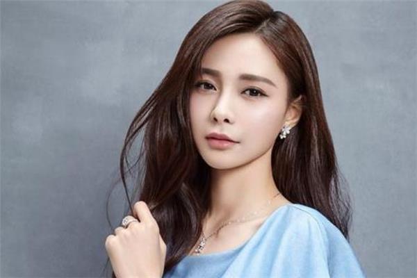 软化头发是什么意思 软化头发的药水叫什么