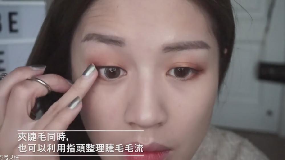 短睫毛怎么夹才会翘 睫毛短怎么使用睫毛夹 短睫毛怎么夹才会翘 睫毛短怎么使用睫毛夹