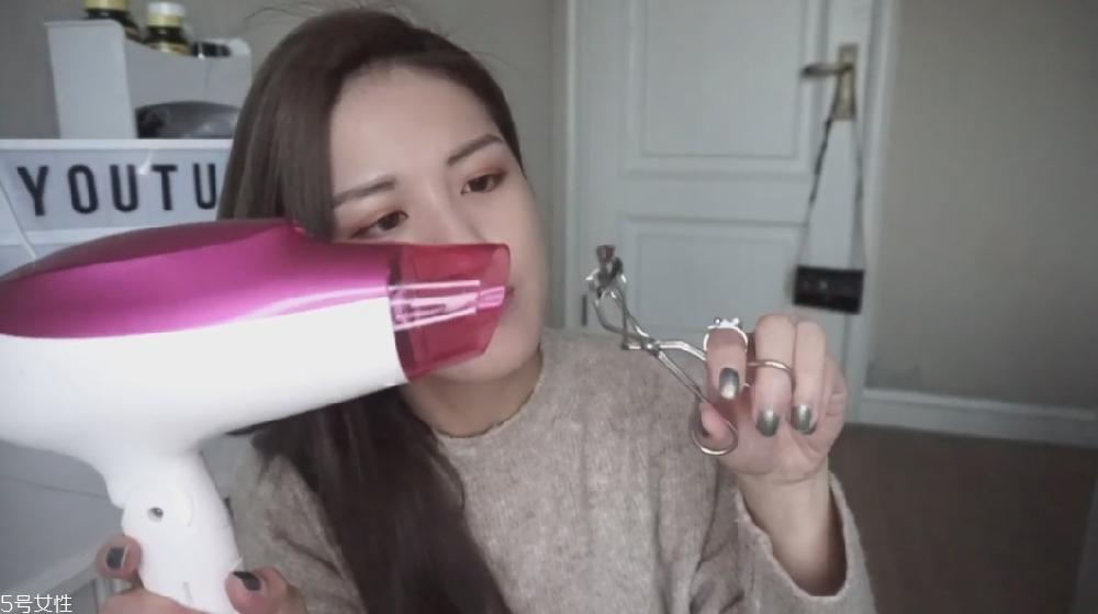 短睫毛怎么夹才会翘 睫毛短怎么使用睫毛夹 短睫毛怎么夹才会翘 睫毛短怎么使用睫毛夹