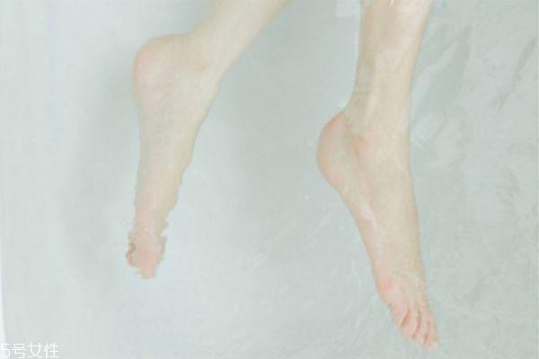 哪些人群不能使用足膜 足膜敷多长时间能好 哪些人群不能使用足膜 足膜敷多长时间能好