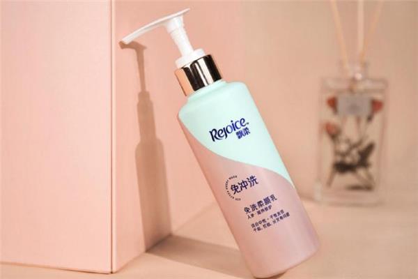 飘柔免洗护发素每次用多少 飘柔免洗护发素孕妇能用吗 飘柔免洗护发素每次用多少 飘柔免洗护发素孕妇能用吗