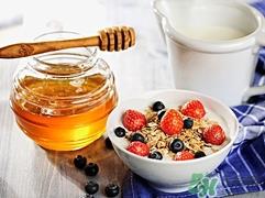 蜂蜜面膜怎么做最美白?蜂蜜美白面膜的做法 蜂蜜面膜怎么做最美白?蜂蜜美白面膜的做法