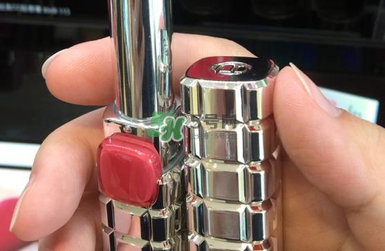 欧莱雅釉光唇膏多少钱_欧莱雅釉光唇膏专柜价格 欧莱雅釉光唇膏多少钱_欧莱雅釉光唇膏专柜价格