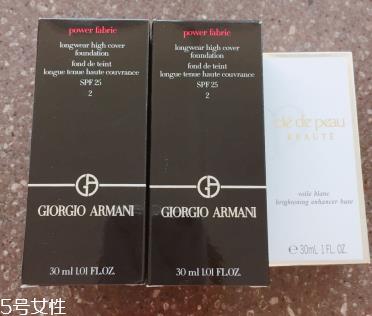 阿玛尼权利粉底液用什么上 阿玛尼权利粉底液使用方法