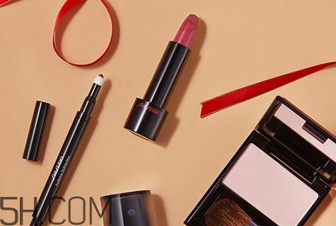 恋意口红真的安全吗 恋意这个化妆品怎么样 恋意口红真的安全吗 恋意这个化妆品怎么样