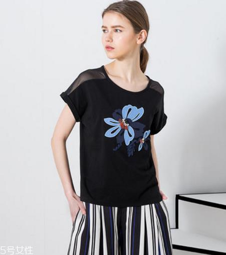 亮片装怎么穿好看?五光十色的靓丽气场 亮片装怎么穿好看?五光十色的靓丽气场