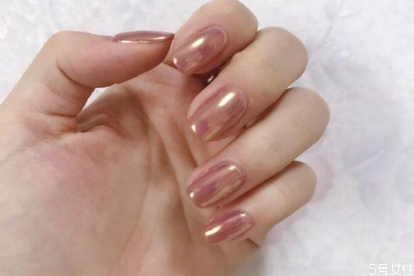 什么颜色的磨砂美甲好看 磨砂美甲容易掉的原因 什么颜色的磨砂美甲好看 磨砂美甲容易掉的原因