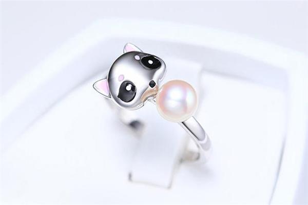 黛米戒指怎么样 黛米戒指好看吗 黛米戒指怎么样 黛米戒指好看吗