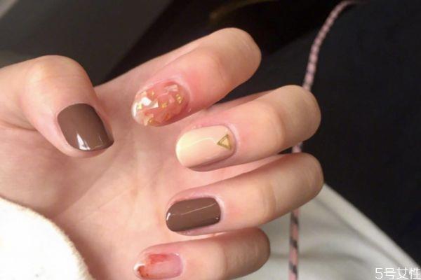 卸甲水会导致白血病吗 卸甲水哪个牌子好 卸甲水会导致白血病吗 卸甲水哪个牌子好