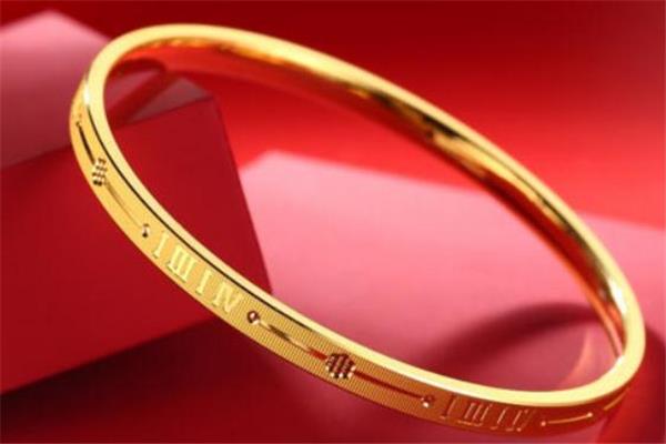 黄金手镯能回收吗 黄金手镯回收价格 黄金手镯能回收吗 黄金手镯回收价格