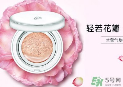 兰蔻和雅诗兰黛气垫哪个好用?兰蔻和雅诗兰黛气垫对比