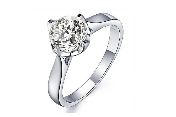 婚戒戴哪只手男女 婚戒戴法分男女左右吗 婚戒戴哪只手男女 婚戒戴法分男女左右吗