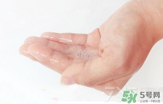 春雨玫瑰黄金蜂巢面膜真假 春雨黄金面膜真假鉴别