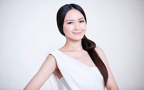 在恼人的更年期肌肤依旧亮白的秘诀 在恼人的更年期肌肤依旧亮白的秘诀