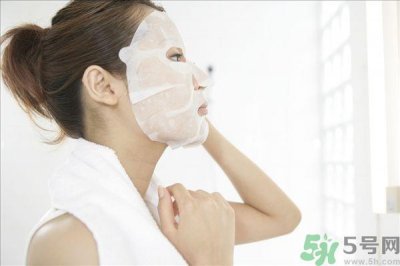 ​面膜放在冰箱里好吗？面膜放冰箱有什么好处？