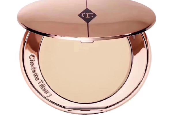 粉饼会闷痘吗 粉饼对皮肤有伤害吗 粉饼会闷痘吗 粉饼对皮肤有伤害吗