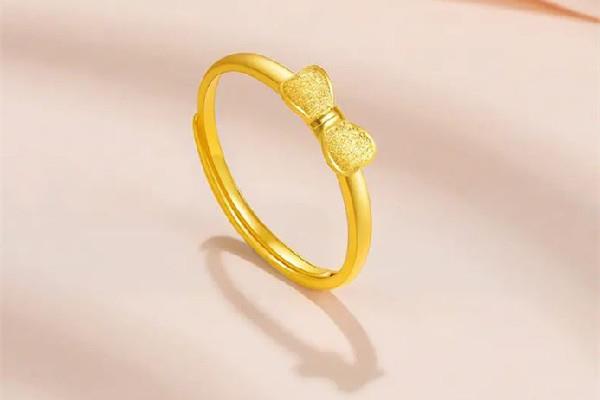 黄金戒指变形了可以换吗 黄金戒指回收价多少钱一克 黄金戒指变形了可以换吗 黄金戒指回收价多少钱一克