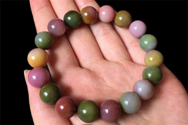 盐源玛瑙怎么盘出油润 盐源玛瑙如何盘玩 盐源玛瑙怎么盘出油润 盐源玛瑙如何盘玩