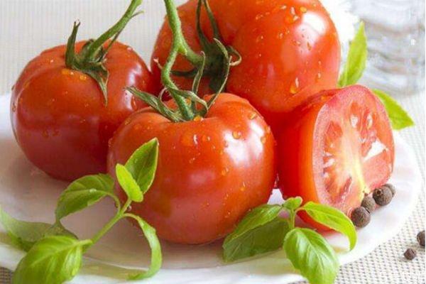 西红柿可以做面膜吗 西红柿做面膜有什么作用 西红柿可以做面膜吗 西红柿做面膜有什么作用