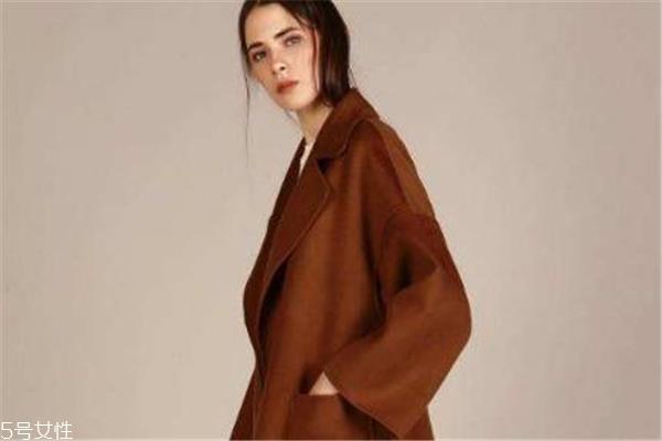 澳毛大衣会起球吗 影响因素有很多 澳毛大衣会起球吗 影响因素有很多