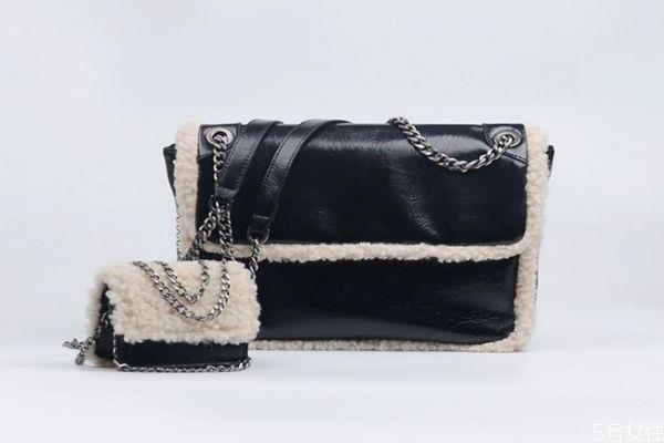 ur包包是什么档次 ur和小ck包包哪个好 ur包包是什么档次 ur和小ck包包哪个好