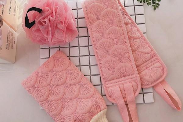 搓澡巾要打湿吗 搓澡巾怎么搓不出泥 搓澡巾要打湿吗 搓澡巾怎么搓不出泥