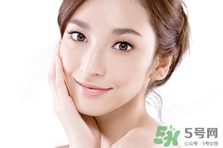 维生素e可以直接涂脸上吗?维生素e可以长期擦脸吗? 维生素e可以直接涂脸上吗?维生素e可以长期擦脸吗?