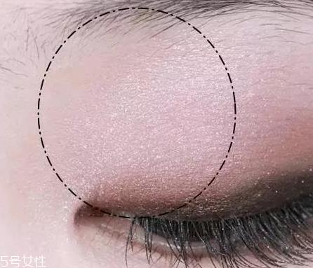 眼距窄怎么画眼影 眼距窄画眼影技巧 眼距窄怎么画眼影 眼距窄画眼影技巧
