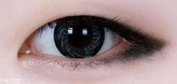 眼距窄怎么画眼影 眼距窄画眼影技巧 眼距窄怎么画眼影 眼距窄画眼影技巧