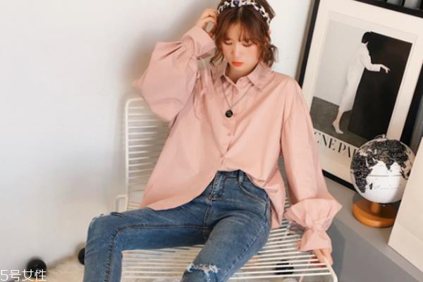 衬衣染上番茄酱怎么洗 清洗要及时 衬衣染上番茄酱怎么洗 清洗要及时