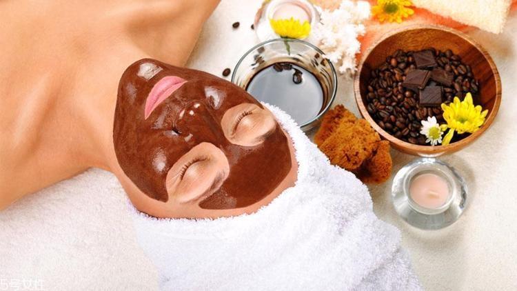 补水面膜频率多久最好 油皮敷面膜要注意这些事 补水面膜频率多久最好 油皮敷面膜要注意这些事