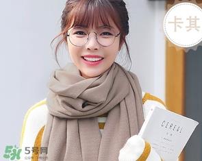 黄皮肤适合什么颜色的围巾?黄皮肤戴什么颜色围巾好看? 黄皮肤适合什么颜色的围巾?黄皮肤戴什么颜色围巾好看?