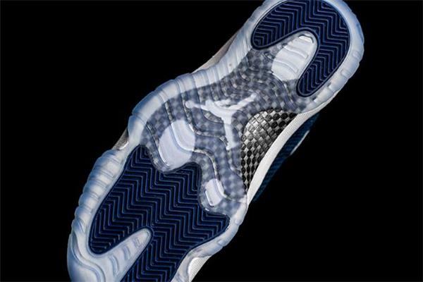 aj11 low蓝蛇开箱测评 aj11 low蓝蛇实物上脚