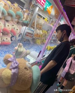 ​LOL小智谈与五五开的往事：当初让他代购个50w的表，还被使了坏